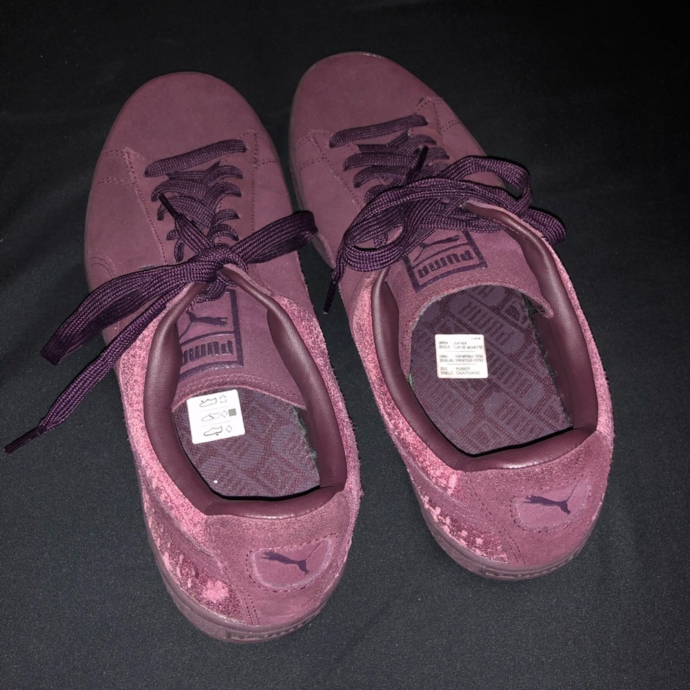 Women’s Purple Pumas